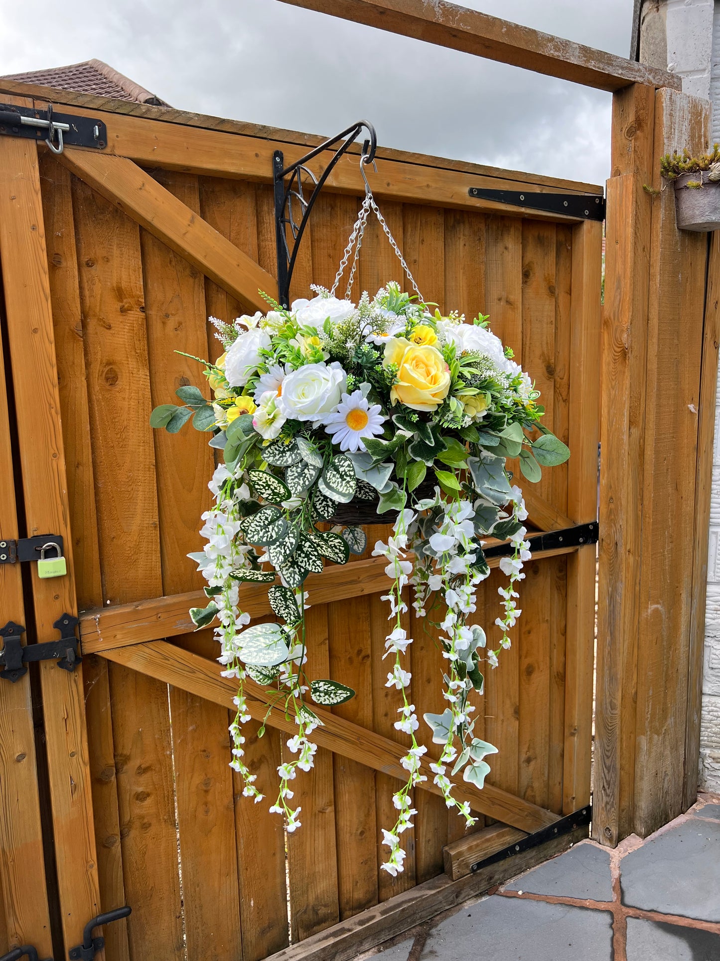 Billie Jean Hanging Basket