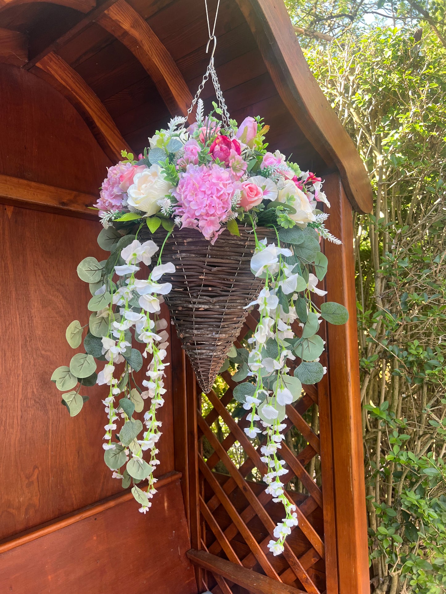 Penny Lane Hanging Basket